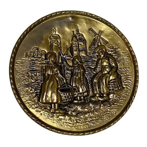 Lot of 7 Vintage Peerage England / Made in England Hammered Brass Wall Plates - Picture 7 of 16